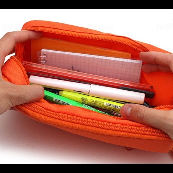 Cubic Round Pencil Case - Picture 1 of 6